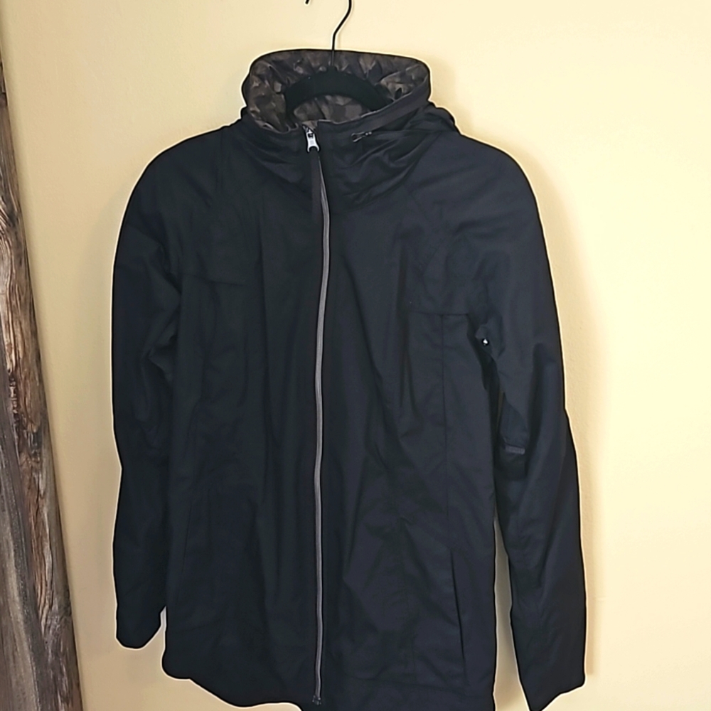 Lululemon Fo Drizzle Rain Jacket size 4